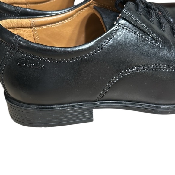 Clark’s men shoe,Tilden Cap toe,Oxford,black leather,classy,event,office 7.5 “ W - Picture 8 of 15